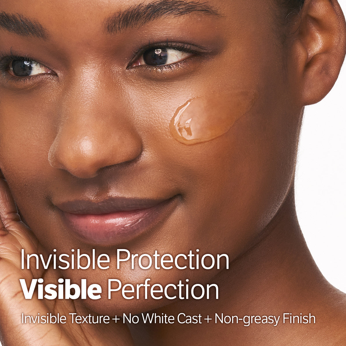 Daily Invisible Blurring Sunscreen with invisible texture, no white cast and a non-greasy finish for visible perfection